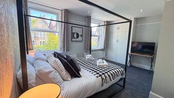 House | 5 bedrooms, Internet