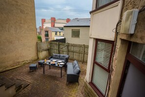 2 bedrooms - Central Harrogate 2 Bed Apartment With Patio (Harrogate)