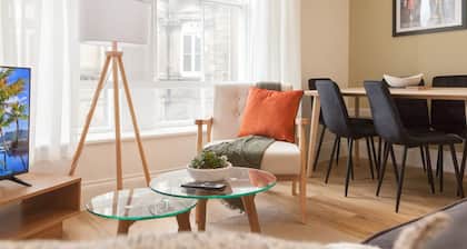 Bright 2-bed Flat - Harrogate Town Centre - 4 Bed