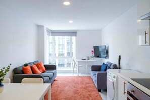 Room - 3-bed Apartment Near Hyde Park Leeds City Centre (Leeds)