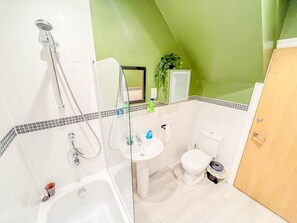 Apartment - Private 2-bed Duplex Near Headingly w Parking (Leeds)