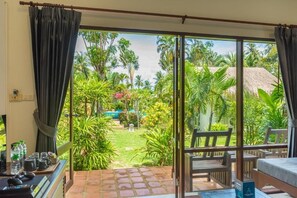 Deluxe-Villa, 1 Schlafzimmer, Balkon, Gartenblick | Innenbereich