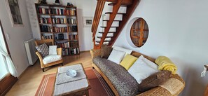 TV - Second floor apartment with sea view (Châtelaillon-Plage)