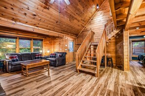 Cabane, 2 chambres | Intérieur