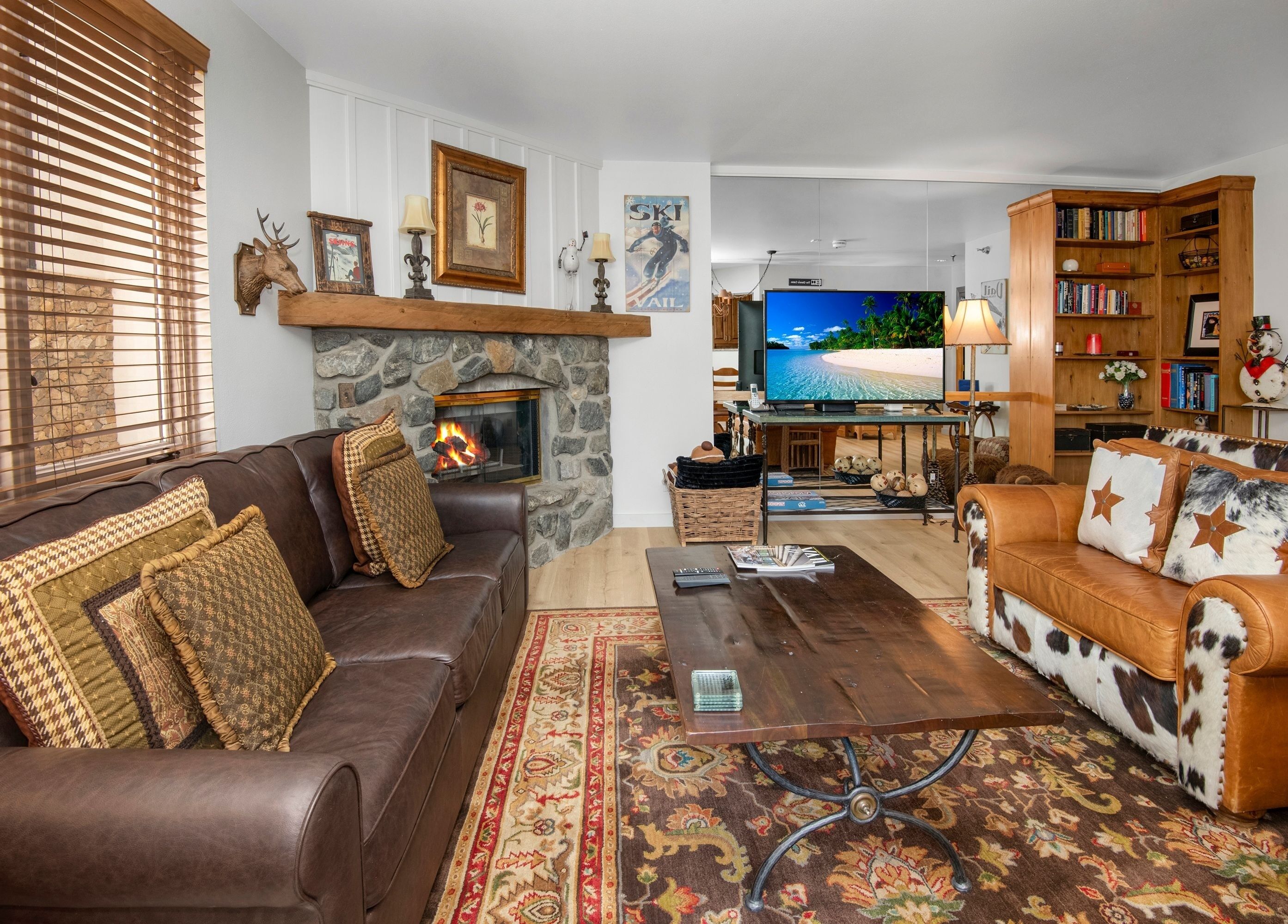 Condo, 1 Bedroom | Living area | Smart TV