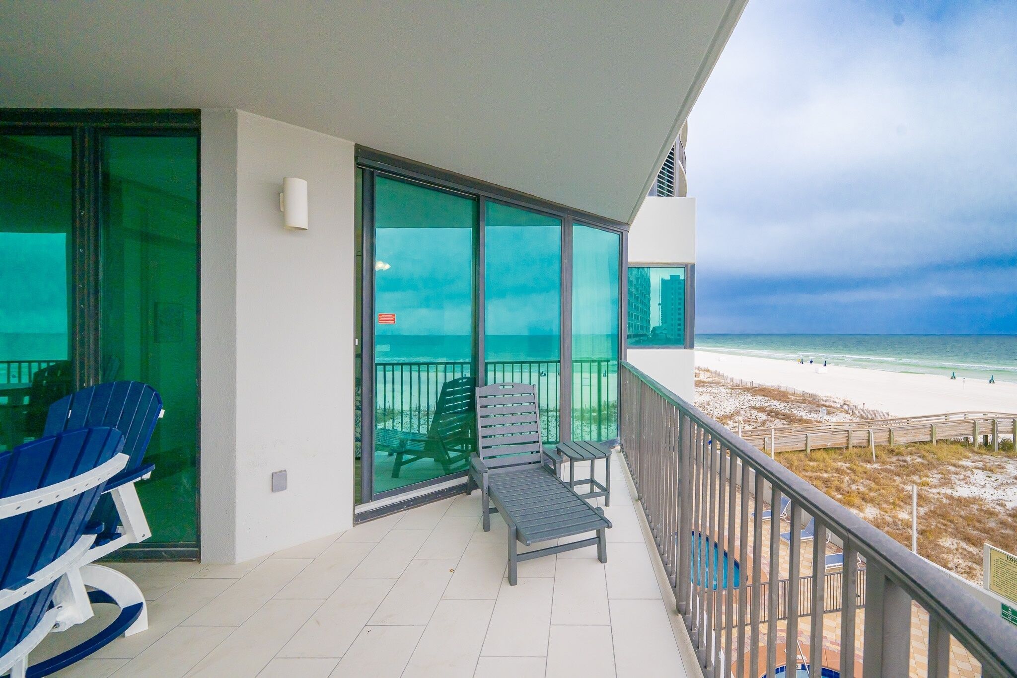 Condo, 2 Bedrooms | Property grounds