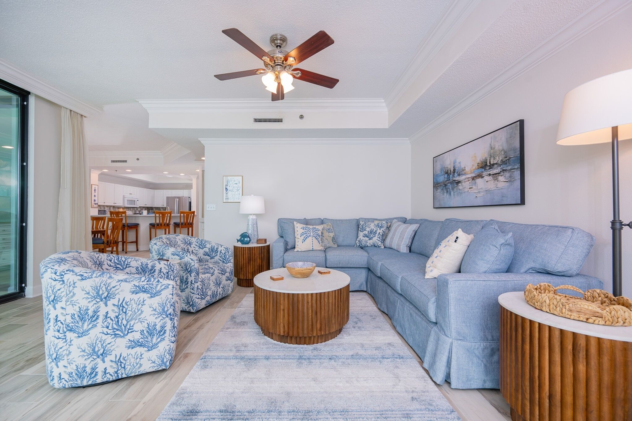 Condo, 2 Bedrooms | Living area