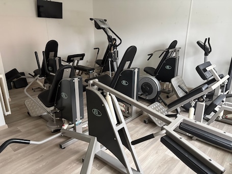 Fitness facility. Coastal Holiday Apartment