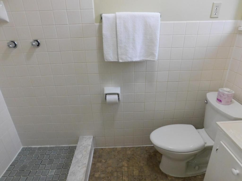 Junior Suite, Balcony, City View | Bathroom