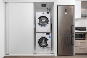 Laundry - Filmores Hotel (Toronto)