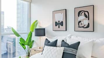 Deluxe Suite, Non Smoking, City View | Interior