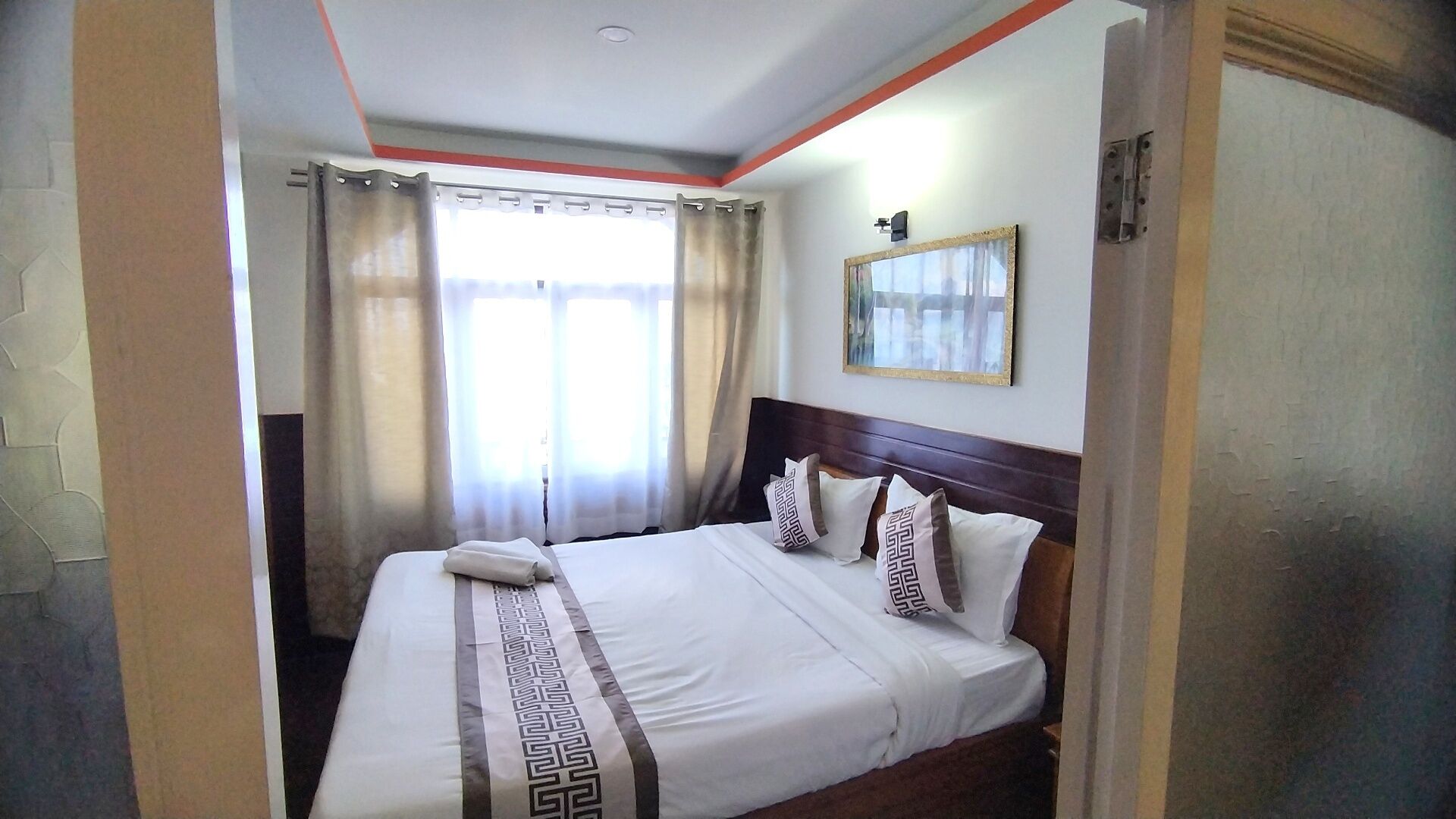 Quarto casal luxo, vista para a cidade