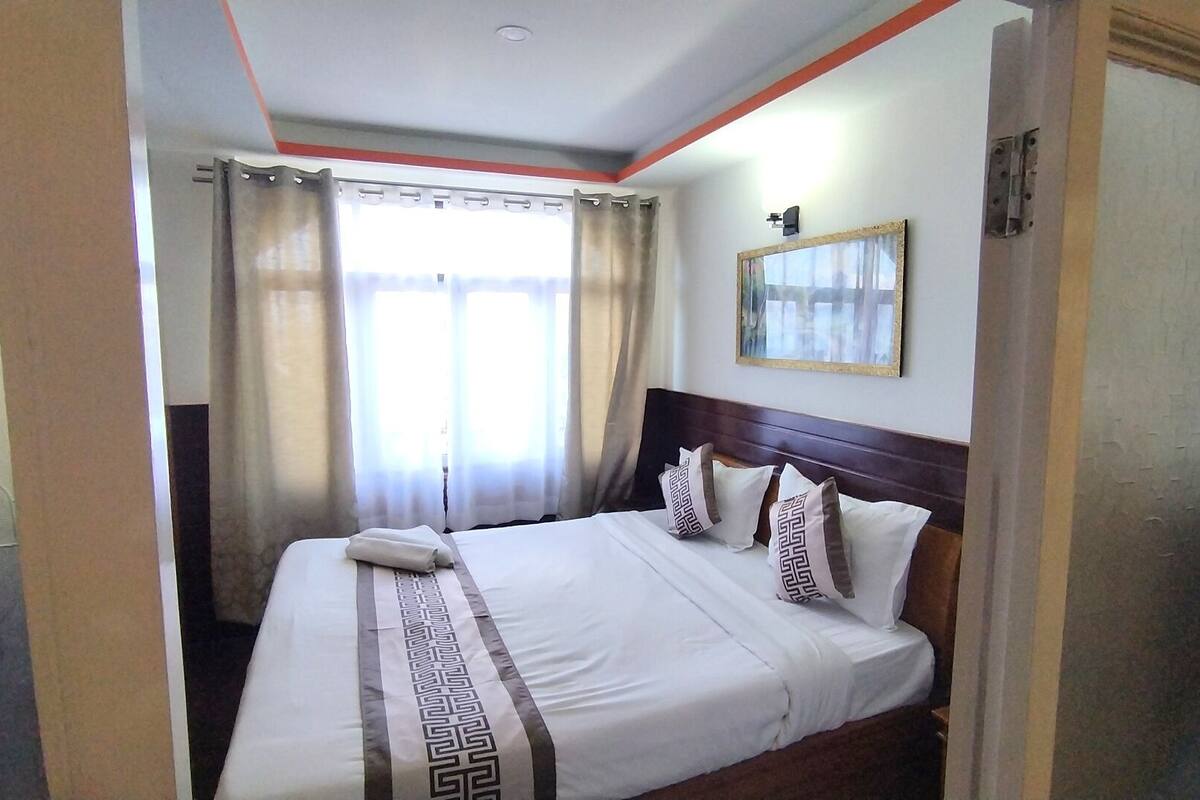 Kamar Double Deluks, pemandangan kota | Meja kerja dan Wi-Fi gratis