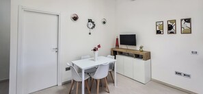 Leilighet, balkong | Oppholdsområde