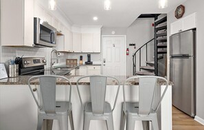 Private kitchen - Great Location for Sunday Fireworks and Easy Walk to the Beach! Has a Pool! (Ocean City)