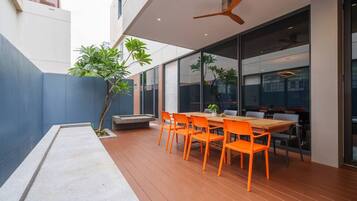 Villa, 6 Bedrooms, Smoking, Private Pool | Outdoor dining