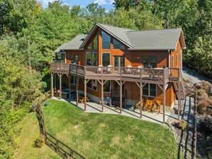 Exterior - Eagles View | Panoramic View, Hot Tub, Game Room (Gatlinburg)