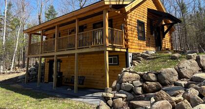 Private Cabin in Keene NY, Adirondacks, minutes to Lake Placid, Sleep 6