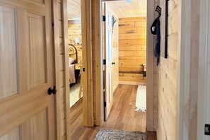 3 habitaciones, tabla de planchar con plancha y wifi gratis 