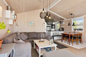 Living area - TV1719 Frederikshavn - Lerbækvej 45 (Frederikshavn)