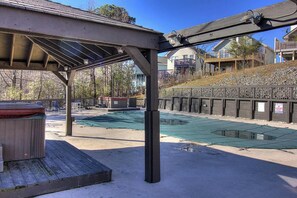 Property grounds - Escape to the serene beauty of Gatlinburg with Mountain View Memories Unit #2102 (Gatlinburg)