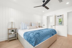 2 bedrooms, iron/ironing board, free WiFi, bed sheets - Stunning remodeled Turtle Cove (Kiawah Island)