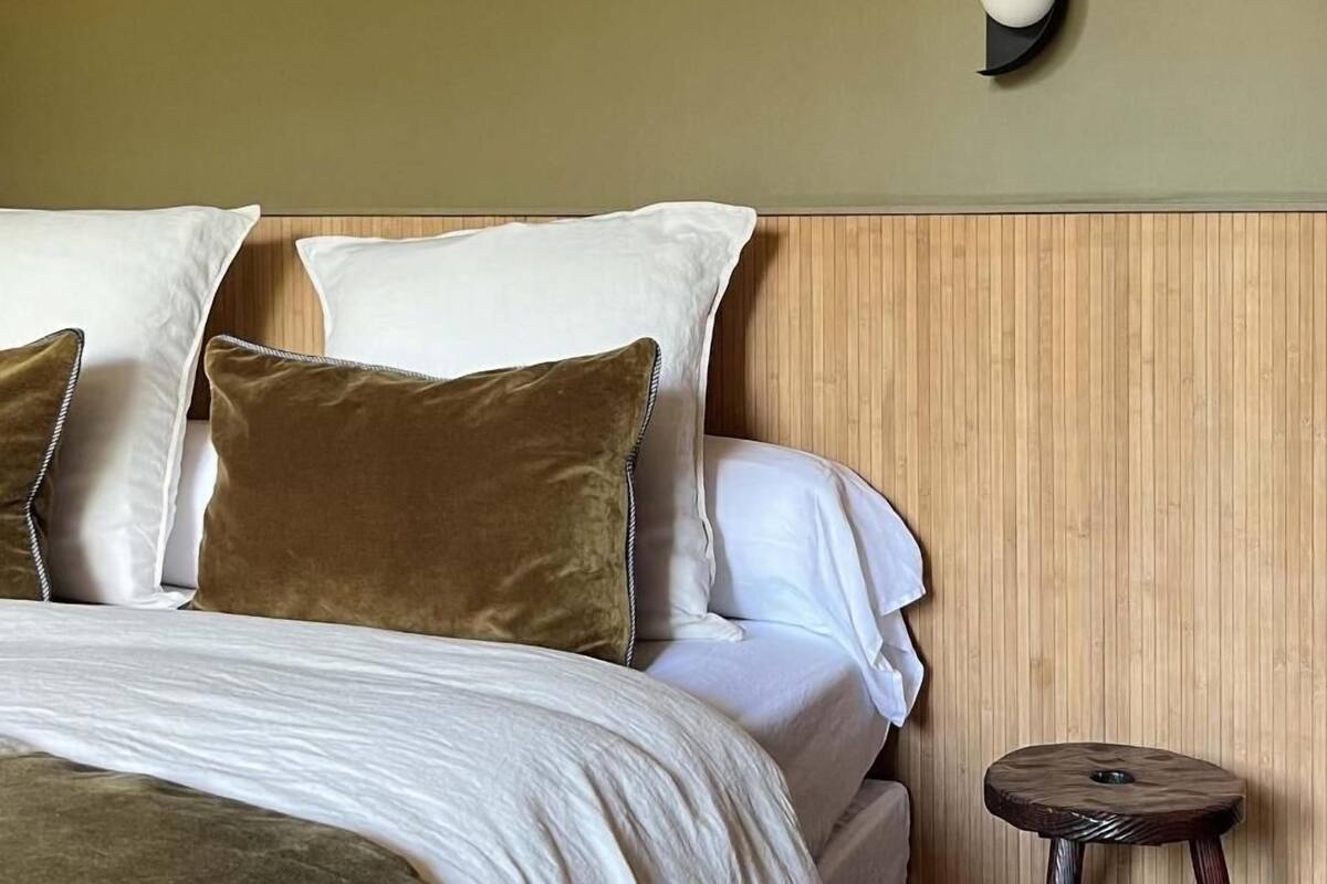 Suite, Private Bathroom, Garden View