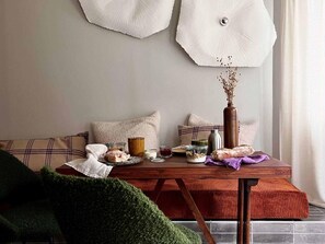 Suite, bagno privato, vista giardino | Ristoranti