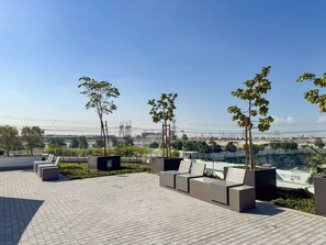 Terrace/patio - PVH - Azizi Riviera 13 - Modern Studio (Dubai)