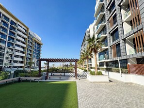 Exterior - PVH - Azizi Riviera 13 - Modern Studio (Dubai)