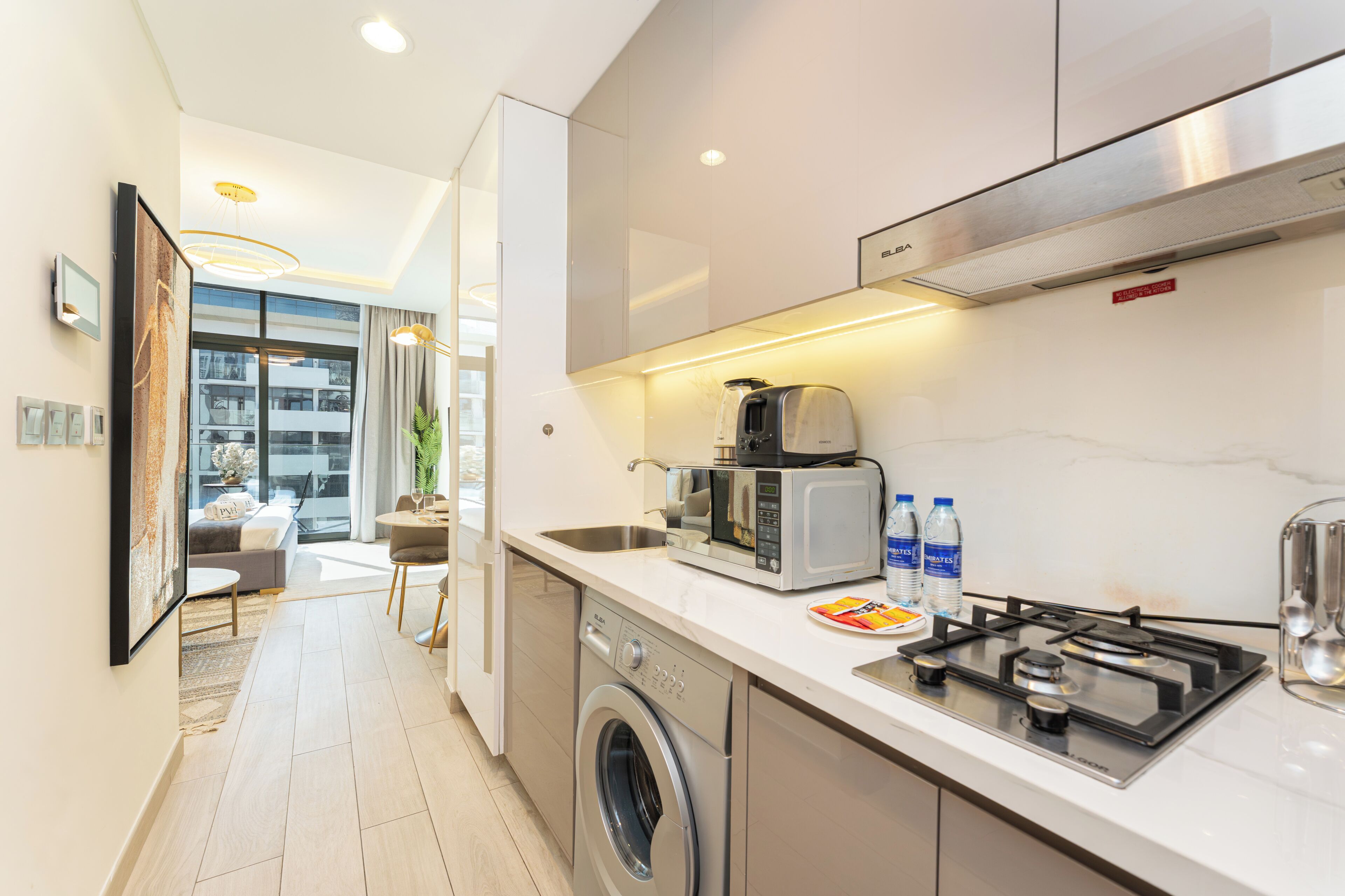 Exclusive Studio, Non Smoking, City View | Private kitchen