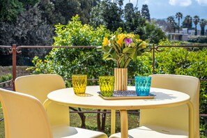 House - Palazzo Ferrara - Loft With Private Garden by Wonderful Italy (Palermo)