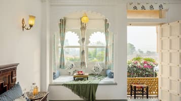 Deluxe Villa, Balcony, Garden View