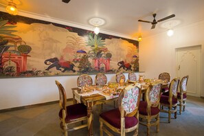 Dining - ELIVAAS Amber Royale 3 BHK with Pvt Pool (Kundal Ubeshwarji)