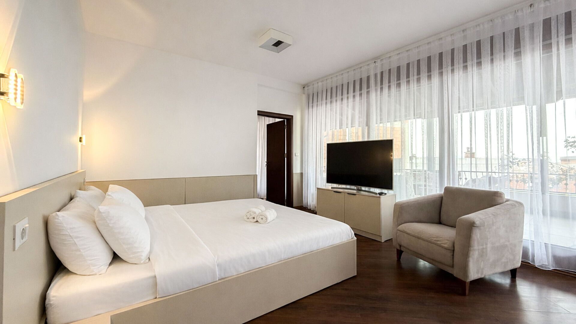 Apartment, City View