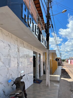 Exterior - Hotel Santa Rita (Amarante do Maranhão)