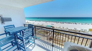Outdoor dining - Stunning New Luxury SunDestin 511 w/ Washer Dryer Sleeps 6 (Destin)