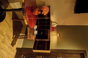 Premium Double Room, City View | Interior