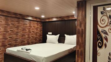 Deluxe Double or Twin Room, Air conditioning