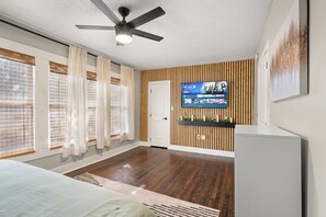 Room - Charming Historic Home in Riverside! (Jacksonville)