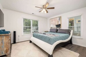 1 chambre, fer et planche à repasser, Wi-Fi, draps fournis