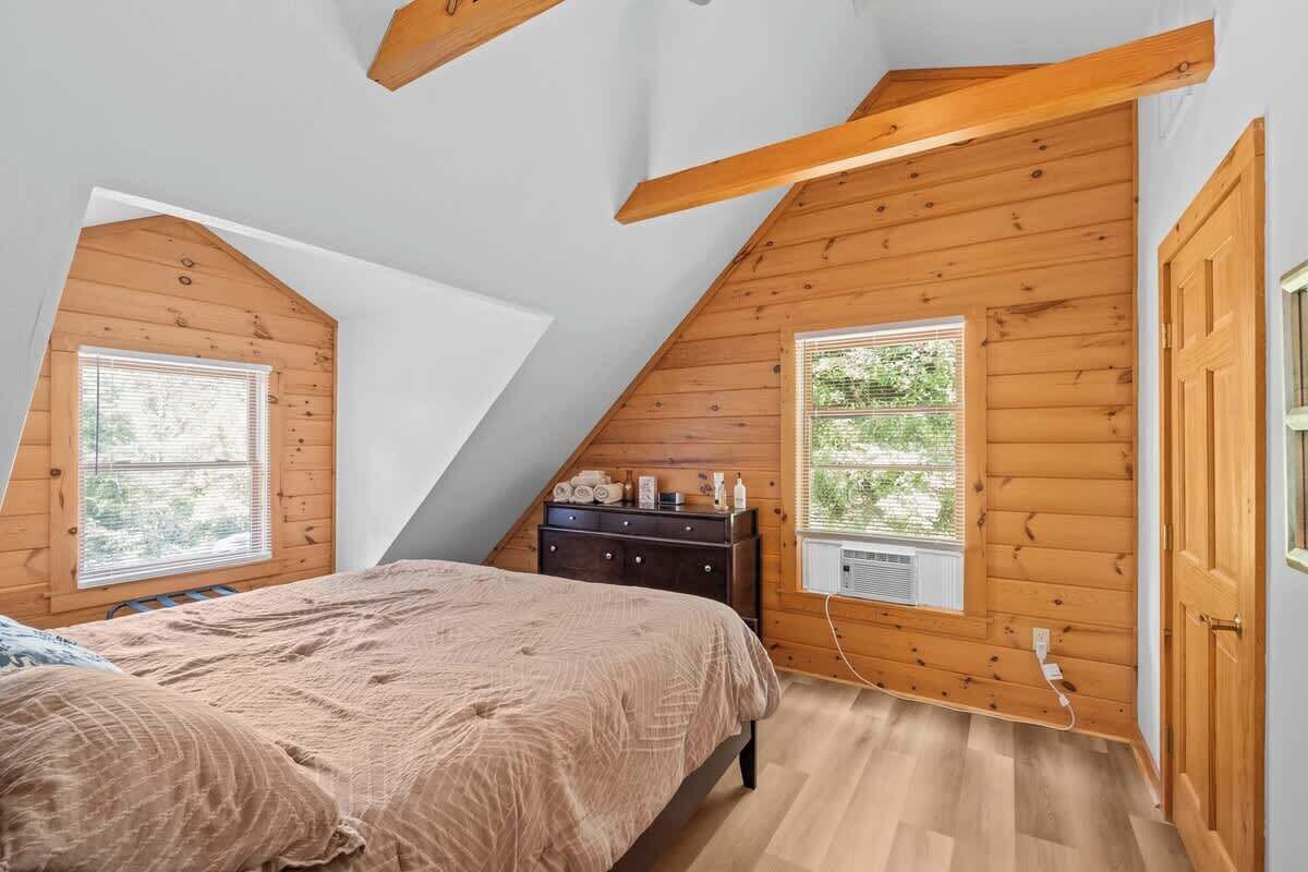 1 chambre, fer et planche à repasser, Wi-Fi, literie fournie