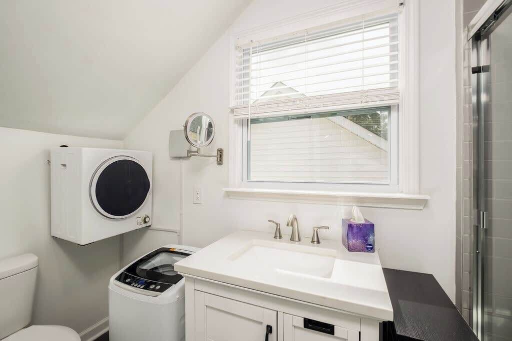 Shower, hair dryer, shampoo