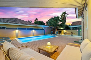 Casa (3 Bedrooms) | Servicio de la propiedad
