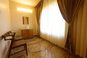 Interior detail - Symphony Serene Ooty (Ooty)