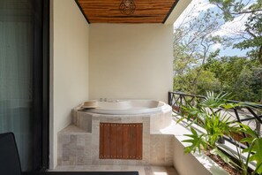 Outdoor spa tub - Luxury 2BR Retreat with Private Jacuzzi in Prime Tulum Location (Tulum)