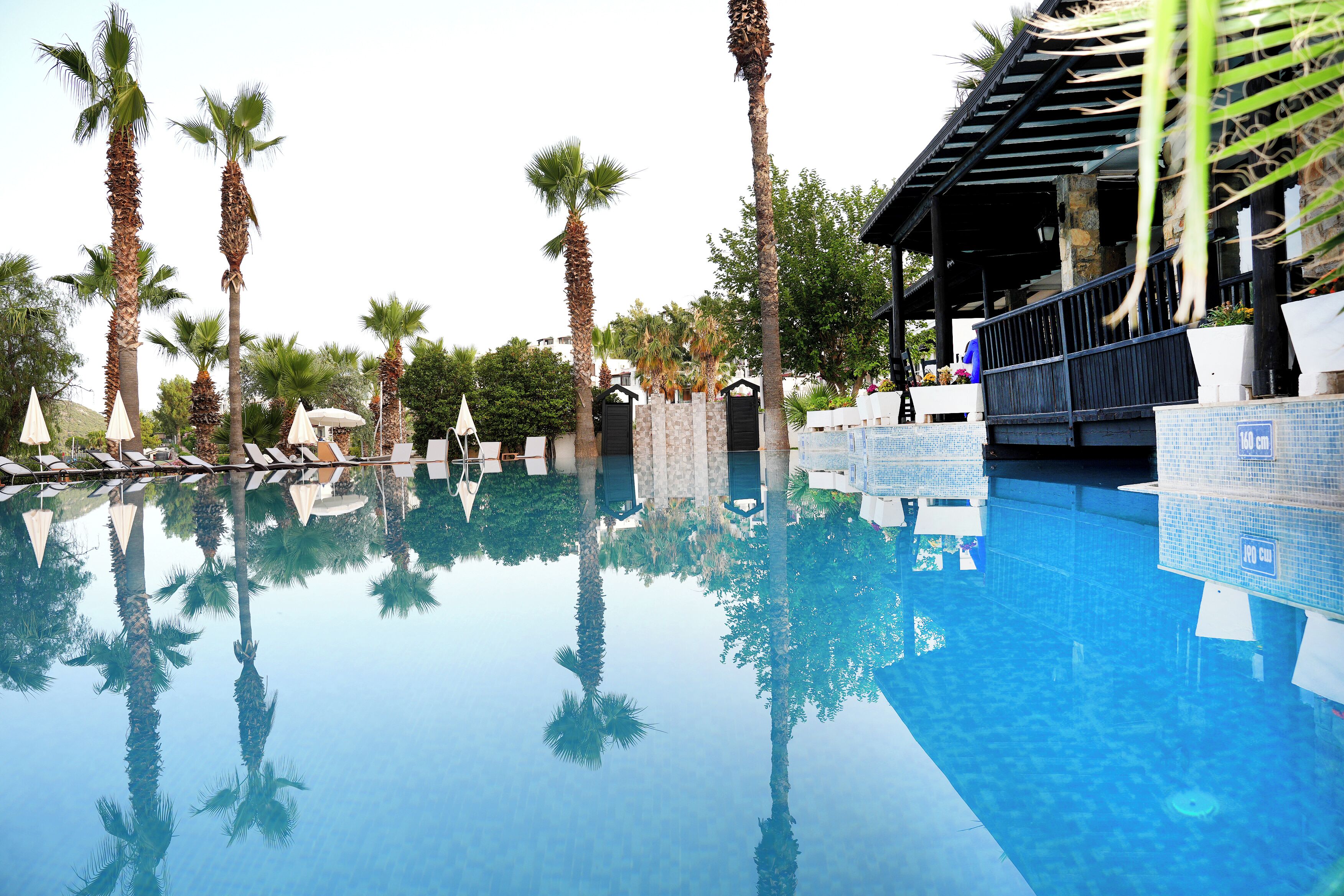 Seasonal outdoor pool