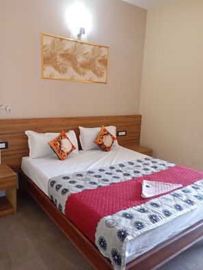 Room - URBAN STAY (Kochi)
