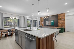 Private kitchen - 9BR Luxury Home with Game Room & Movie Theater (Orlando)