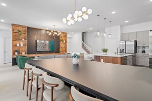 Interior - 9BR Luxury Home with Game Room & Movie Theater (Orlando)